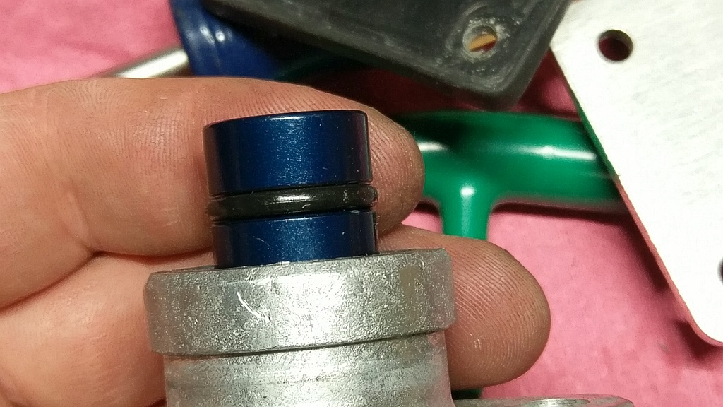 Slipping in the piston