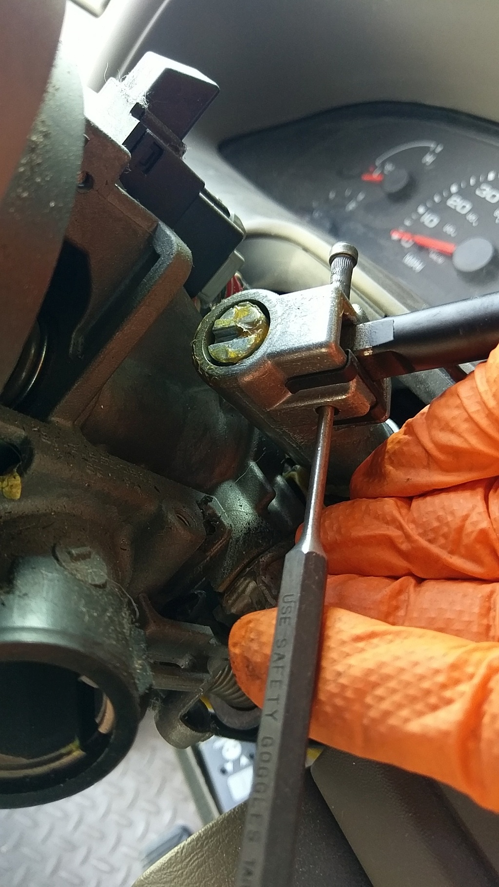 Remove Shifter Drive Pin