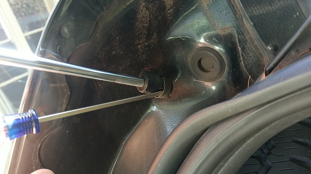 Remove Body Side Clips to the Cylinder