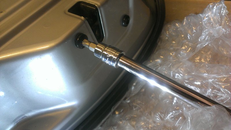 Porsche Boxster - Door Latch Removal - XZN Tools