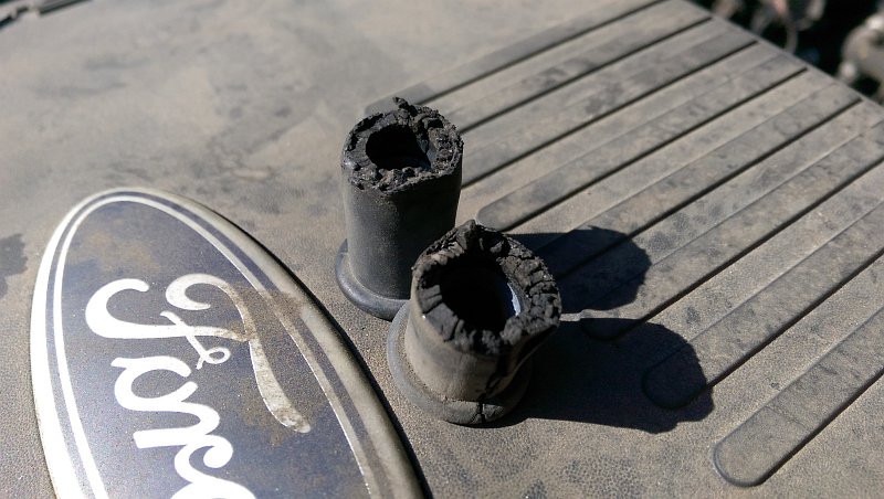 Expedition Cracked Vacuum Coupling