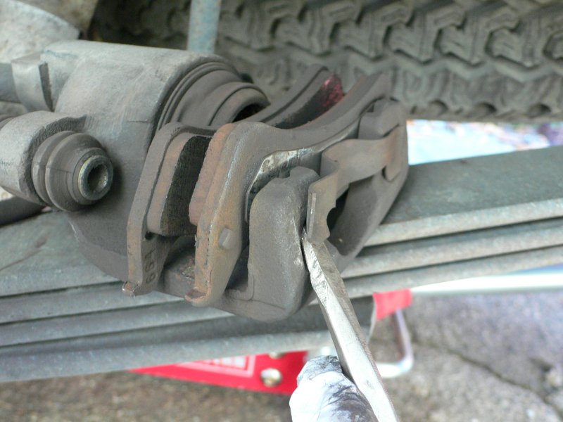 Ford Explorer Remove Rear Pads