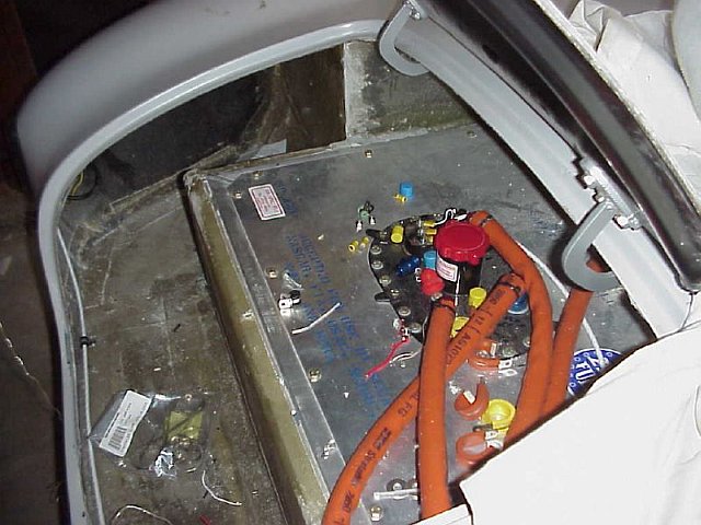 VSE Cobra Trunk Fuel Cell