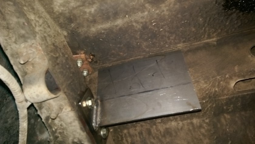 Tiger Sway Bar Mounted to Frame Rail