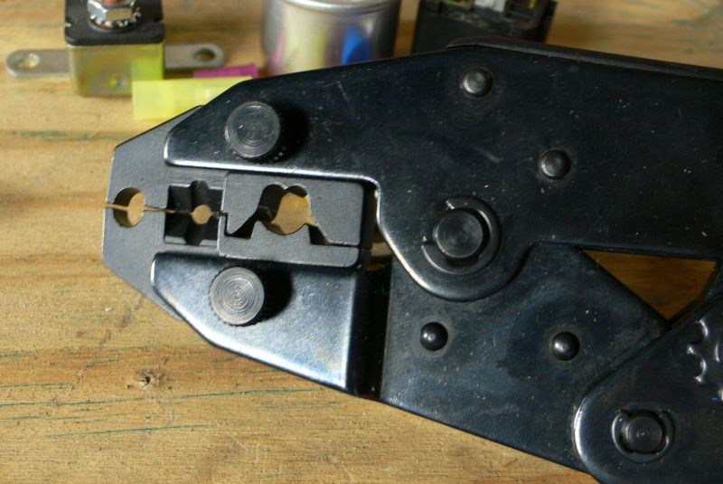 Close_View_Taylor_Crimper