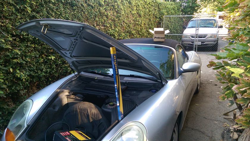 Bad Hood Support Cylinders