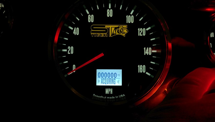 Speedhut Legacy Gauge Night